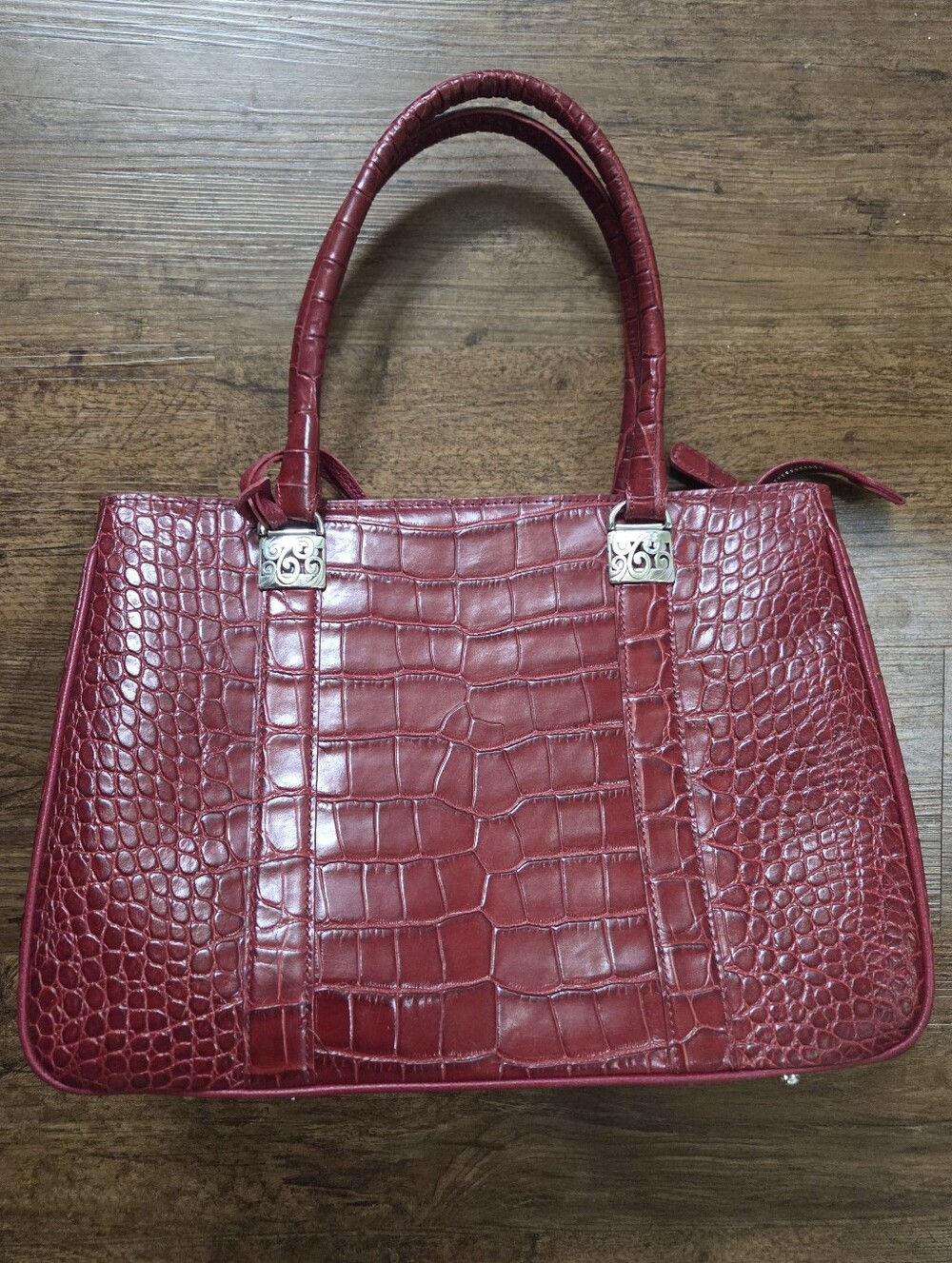 Brahmin Red Monroe Satchel Croc-Embossed Top-Handle Handbag EXCELLENT CONDITION